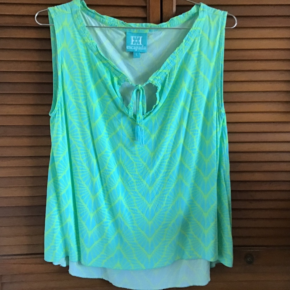 Like new…Escapade Hawaii summer top large with fun seed bead tassels!! Cute